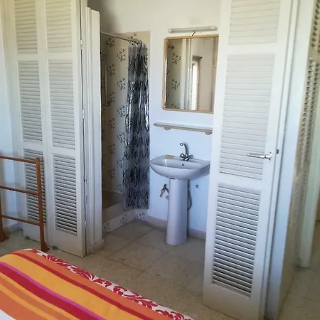 Sevi's Place, 3 Bedroom Flat, 110 S.m *